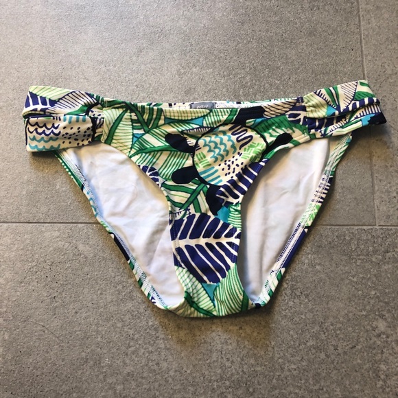 Aerie Brooke Halter Style Bikini - Picture 9 of 14